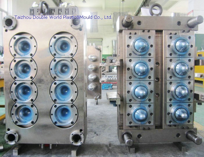 8Cavity Valve Gate Self-locking PET Jar Preforms Mould